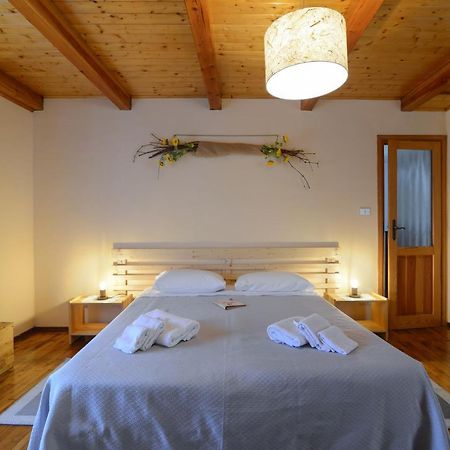 Bed & Breakfast Ai Fontana Villar Pellice Exterior photo